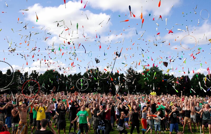 Event organizers simply specify what kind of musicians or bands they want, along with instruments, genres, and locations. Then, ISA sends out an alert to matching musicians and bands.